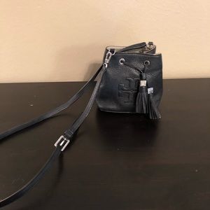 Tory Burch Thea mini bucket crossbody